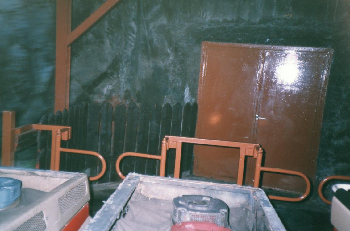 img032.jpg