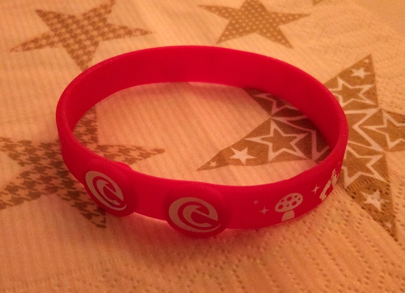 comp_Armband.jpg